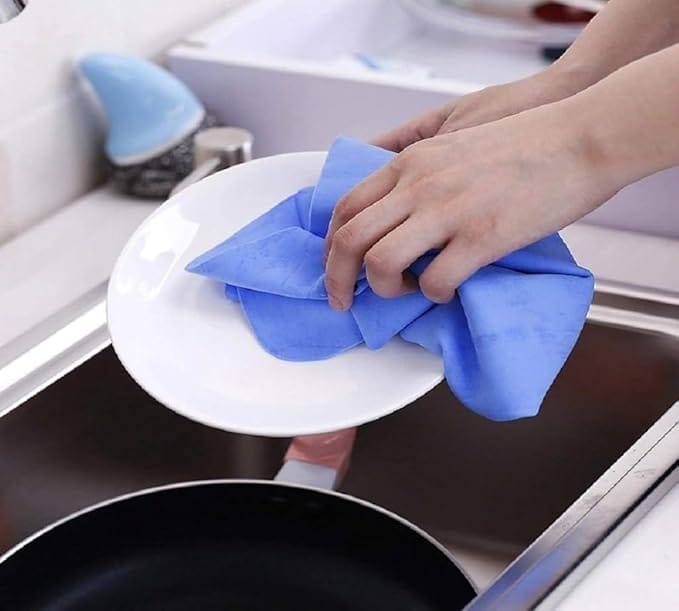 Reusable Water Absorbent Magic Towel for Car, Home and Kitchen Cleaning